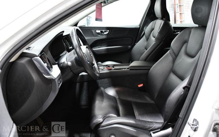 VOLVO XC60 2,0 D4 190 BUSINESS EXECUTIVE GEARTRONIC BVA BLANC FG-450-VX