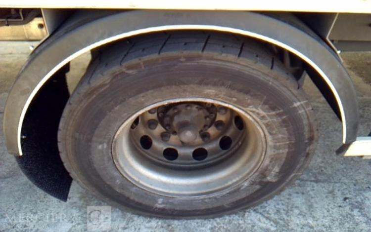 SCANIA PORTEUR P340 CAISSE HAYON GNC 2 ESSIEUX PTAC 19T BLANC FG-934-TT
