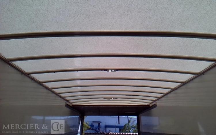 SCANIA PORTEUR P340 CAISSE HAYON GNC 2 ESSIEUX PTAC 19T BLANC FG-934-TT