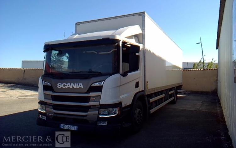 SCANIA PORTEUR P340 CAISSE HAYON GNC 2 ESSIEUX PTAC 19T BLANC FG-934-TT