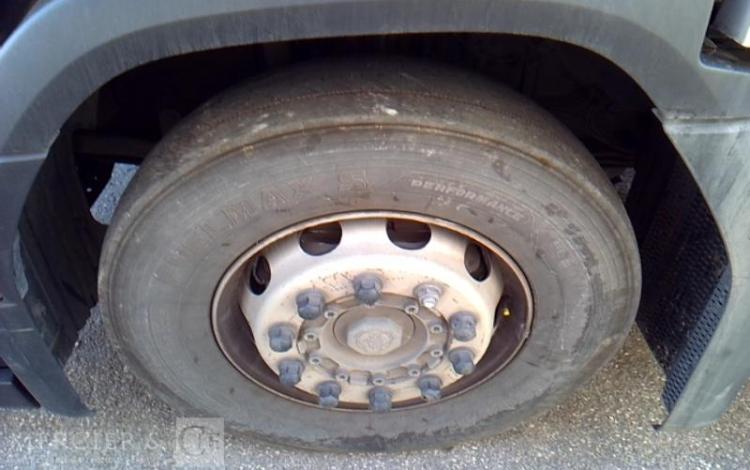 SCANIA PORTEUR P340 CAISSE HAYON GNC 2 ESSIEUX PTAC 19T BLANC FG-934-TT
