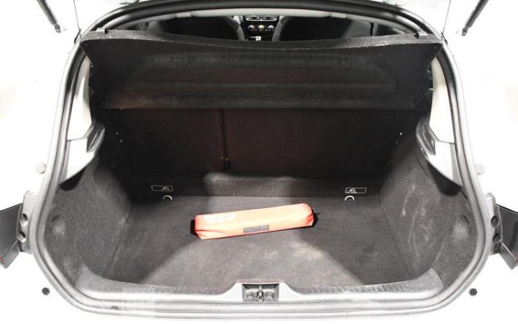 RENAULT CLIO IV 1.5 DCI 75 ENERGY TREND BLANC FH-179-LV