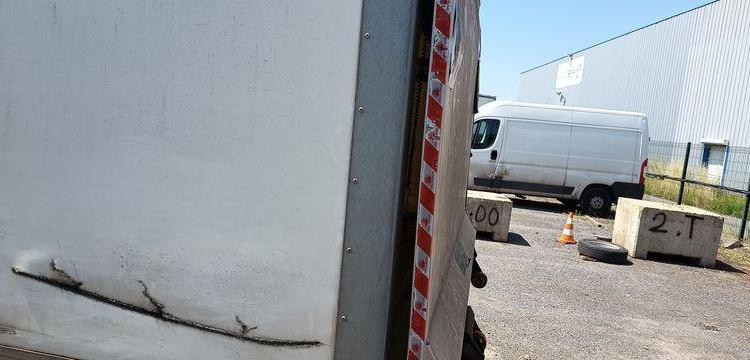 PEUGEOT BOXER 3 PHASE 3 435 L2 2,0HDI 16V 130CV AVEC HAYON DHOLLANDIA – DIESEL BLANC FH-321-ZZ