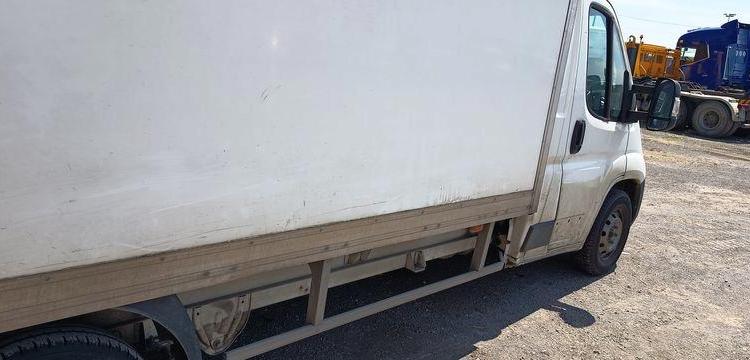 PEUGEOT BOXER 3 PHASE 3 435 L2 2,0HDI 16V 130CV AVEC HAYON DHOLLANDIA – DIESEL BLANC FH-321-ZZ