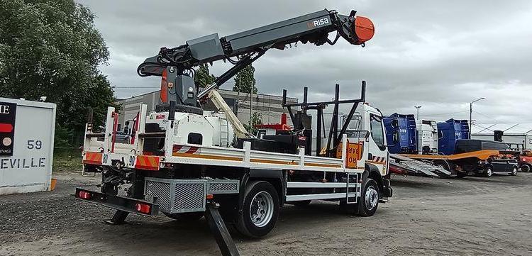 RENAULT D 240 DTI 5 AVEC FOREUSE RISA G2T – DIESEL – PTAC 13T – 97048 KMS – ANNEE 2019 BLANC FH-380-YS
