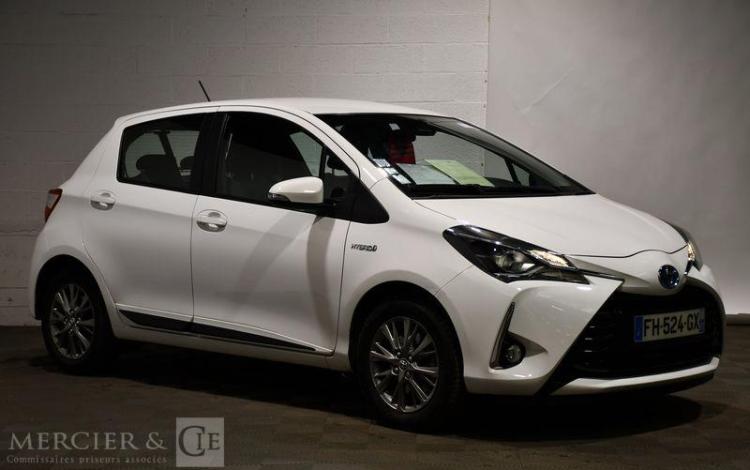 TOYOTA YARIS HYBRIDE 100H DYNAMIC 5P  FH-524-GX