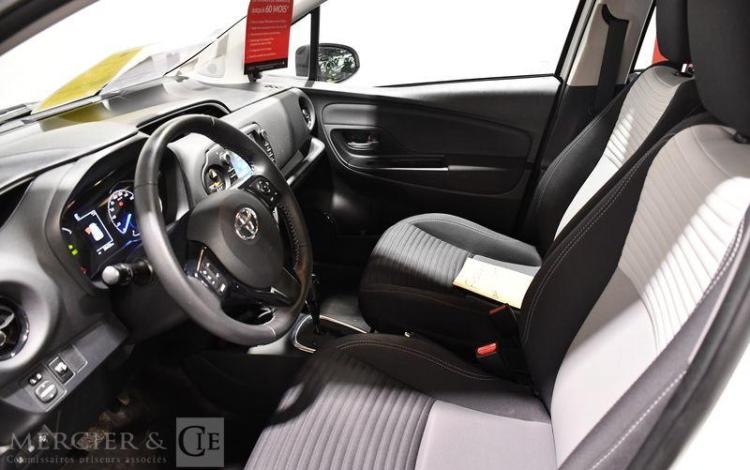 TOYOTA YARIS HYBRIDE 100H DYNAMIC 5P  FH-524-GX