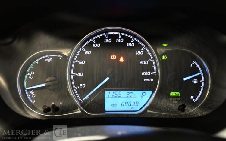 TOYOTA YARIS 1.5 VVTI 100H 75 HYBRID FRANCE BUSINESS BVA GRIS FH-752-TP