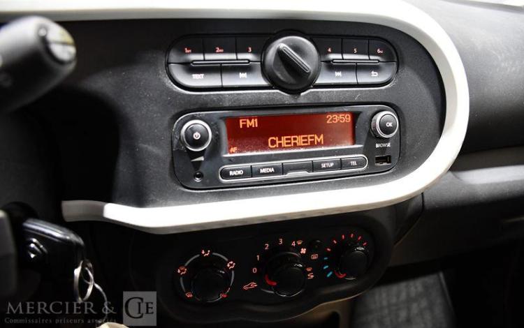RENAULT TWINGO  FJ-276-FL