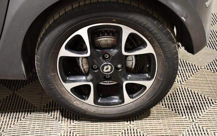 RENAULT TWINGO INTENS TCE 95 GRIS FJ-669-QK