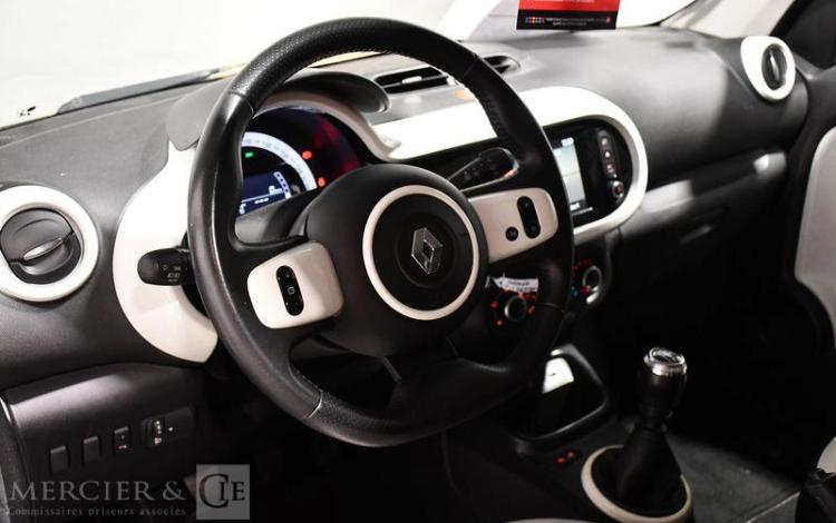 RENAULT TWINGO INTENS TCE 95 GRIS FJ-669-QK