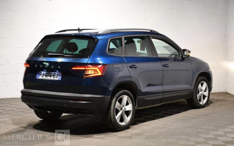 SKODA KAROQ 1.6 TDI 116ch BUSINESS DSG7 BLEU FJ-974-EJ