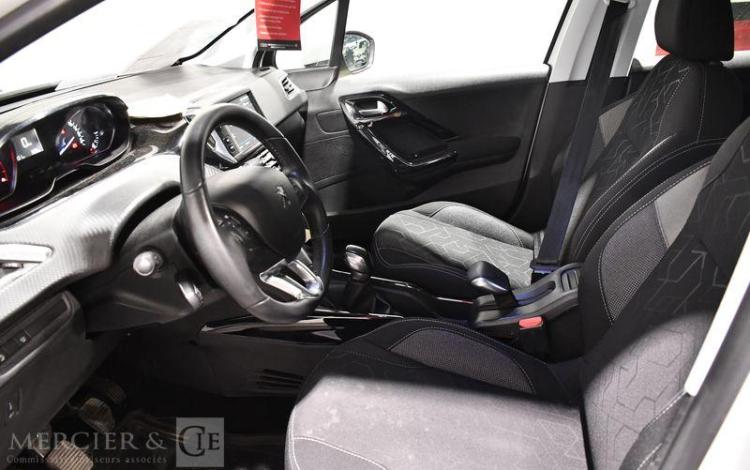 PEUGEOT 2008 BLANC FK-214-RB