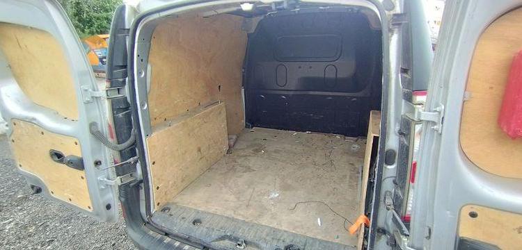 RENAULT KANGOO 2 EXPRESS PHASE 2 1.5 DCI ENERGY 670 KGS S&S 110CV – DIESEL – 103667 KMS GRIS FK-908-CM