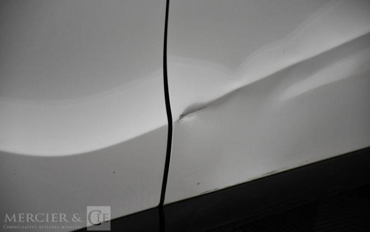 DS DS3 1.5 BLUEHDI 130 PERFORMANCE LINE BVA BLANC FL-145-CA