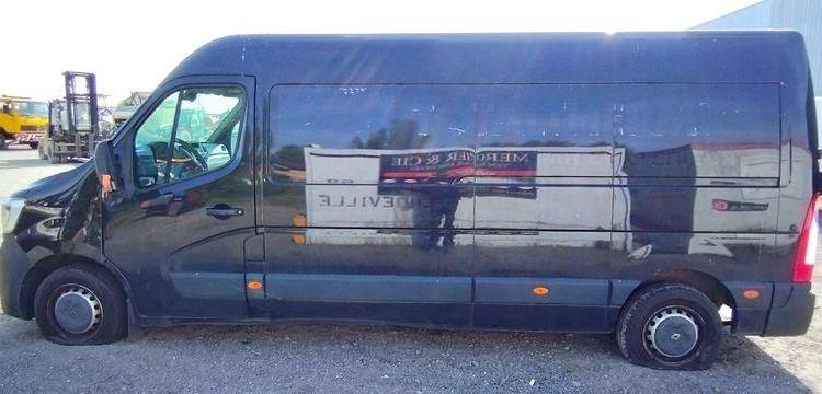 RENAULT MASTER 3 PHASE 3 TRACTION FOURGON L3H2 3,5T 2,3 DCI ENERGY LONG SURELEVE 150CV NOIR FM-017-GF