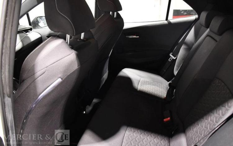 TOYOTA COROLLA 1.8 122H 100 HYBRID DYNAMIC BUSINESS BVA BLANC FM-110-YL