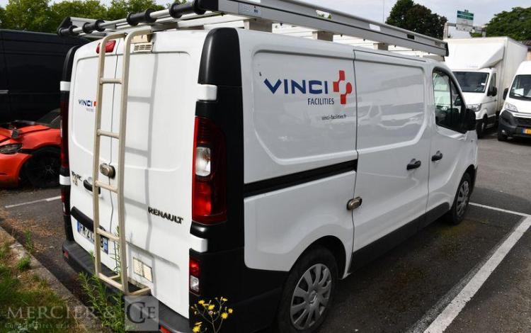 RENAULT TRAFIC L1H1 BLANC FM-213-MB