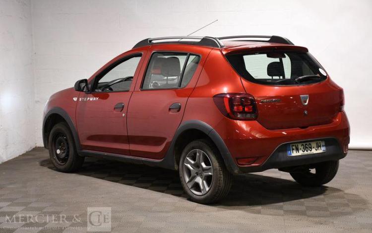 DACIA SANDERO URBAN STEPWAY SCE 75 ROUGE FN-369-JH