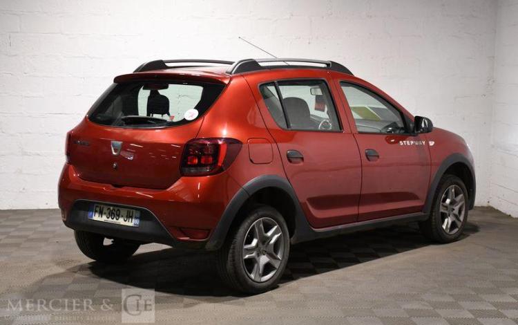DACIA SANDERO URBAN STEPWAY SCE 75 ROUGE FN-369-JH