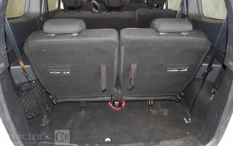 DACIA LODGY 1.5 BLUEDCI 95CH ESSENTIEL BLANC FN-885-XE