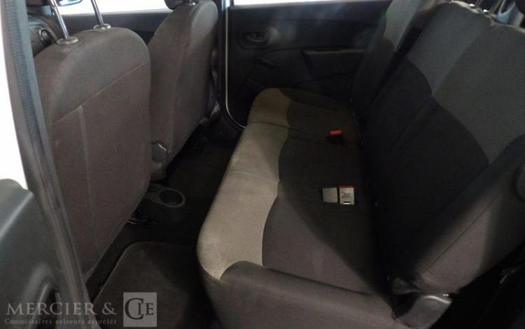 DACIA LODGY 1.5 BLUEDCI 95CH ESSENTIEL BLANC FN-885-XE