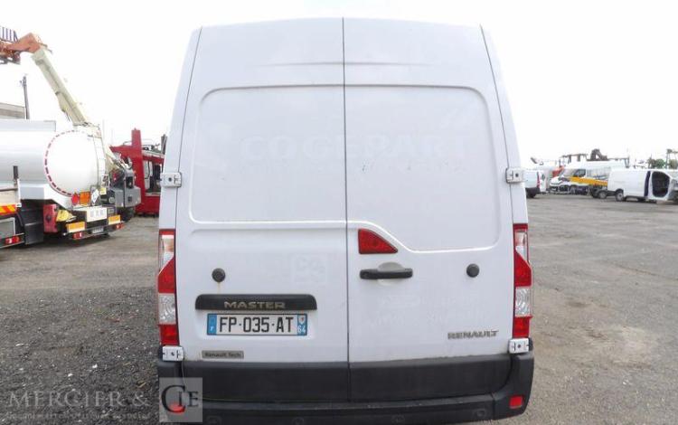 RENAULT MASTER3 PHASE 2 TRACTION FOURGON L3 2,3DCI 16V ENERGY 136CV – DIESEL – 343965 KM BLANC FP-035-AT
