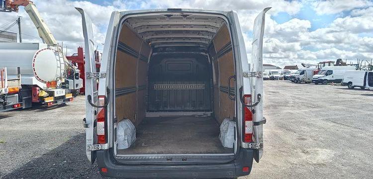 RENAULT MASTER3 PHASE 2 TRACTION FOURGON L3 2,3DCI 16V ENERGY 136CV – DIESEL – 343965 KM BLANC FP-035-AT
