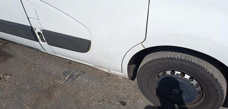 RENAULT MASTER3 PHASE 2 TRACTION FOURGON L3 2,3DCI 16V ENERGY 136CV – DIESEL – 343965 KM BLANC FP-035-AT