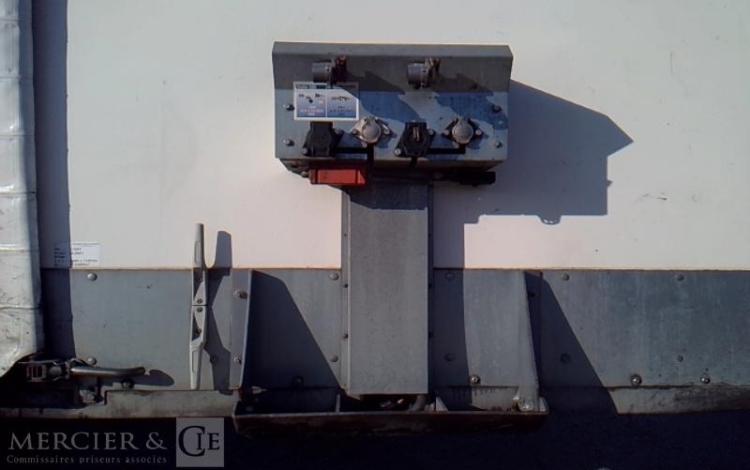 TROUILLET SEMI REMORQUE 3 ESSIEUX PTAC 38T BLANC FP-131-TZ