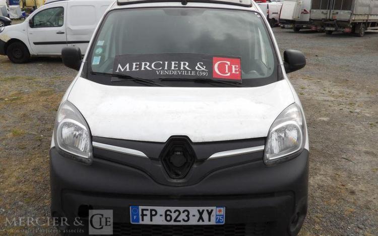 RENAULT KANGOO 2 EXPRESS ZE 60CV BOITE AUTO – ELECTRIQUE – 62861 KMS – ANNEE 2020 BLANC FP-623-XY