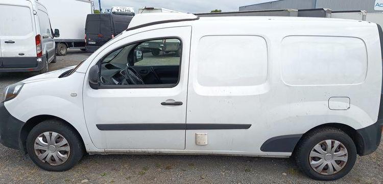 RENAULT KANGOO 2 EXPRESS ZE 60CV BOITE AUTO – ELECTRIQUE – 62861 KMS – ANNEE 2020 BLANC FP-623-XY