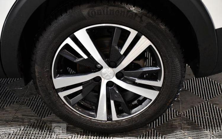 PEUGEOT 5008 1.2 PURETECH 130 GT LINE BLANC FP-656-RV