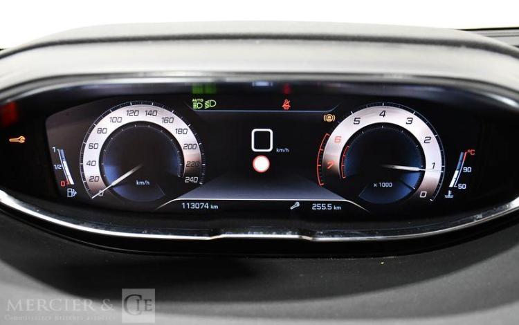 PEUGEOT 5008 PURETECH 130CH S&S BVM6 GT LINE BLANC FP-656-RV