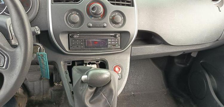RENAULT KANGOO 2 EXPRESS ZE 60 CV BOITE AUTO – ELECTRIQUE 57039 KMS – ANNEE 2020 BLANC FP-736-XX