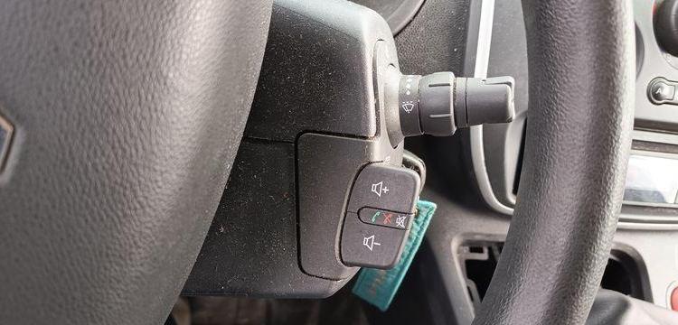 RENAULT KANGOO 2 EXPRESS ZE 60 CV BOITE AUTO – ELECTRIQUE 57039 KMS – ANNEE 2020 BLANC FP-736-XX