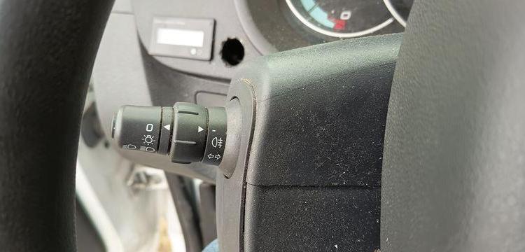 RENAULT KANGOO 2 EXPRESS ZE 60 CV BOITE AUTO – ELECTRIQUE 57039 KMS – ANNEE 2020 BLANC FP-736-XX