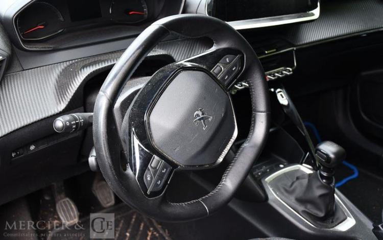 PEUGEOT 2008 ACTIVE BUSINESS GRIS FQ-431-SY