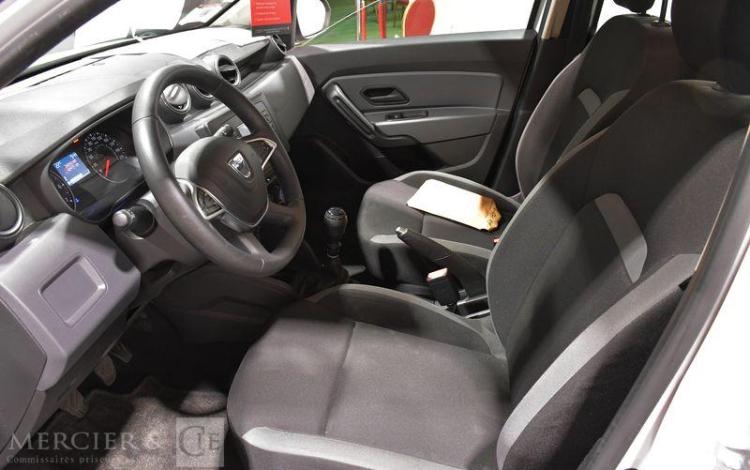 DACIA DUSTER 1.0 TCE 100CH ESSENTIEL 4X2 BLANC FQ-671-RM