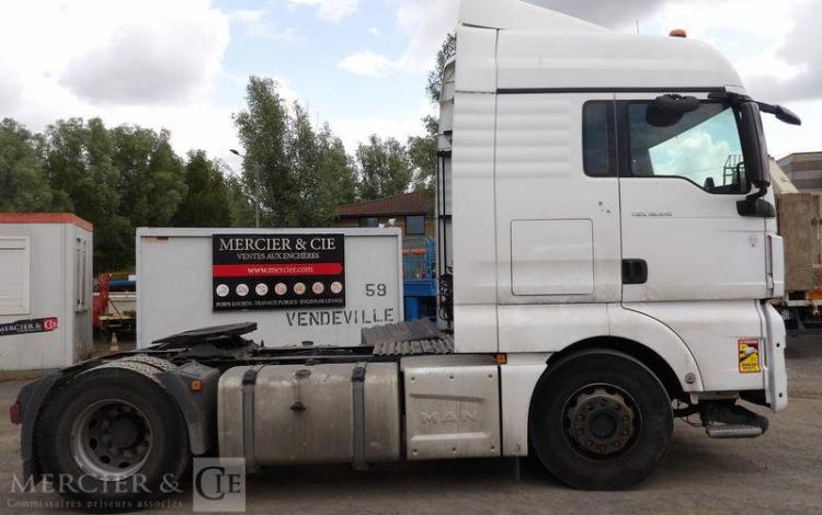 MAN TGX 18.510 4×2 BL SA PTRA 44 TONNES – 320185 KMS – ANNEE 2020 BLANC FQ-692-SJ