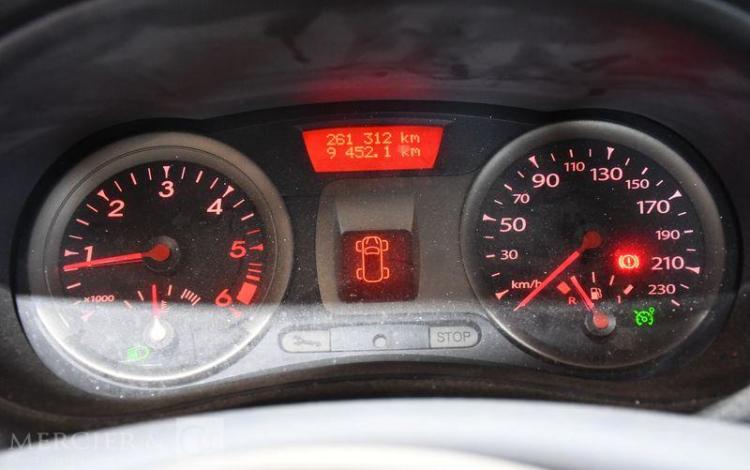 RENAULT CLIO 1.5 DCI 105CH INITIALE BEIGE FR-451-DR