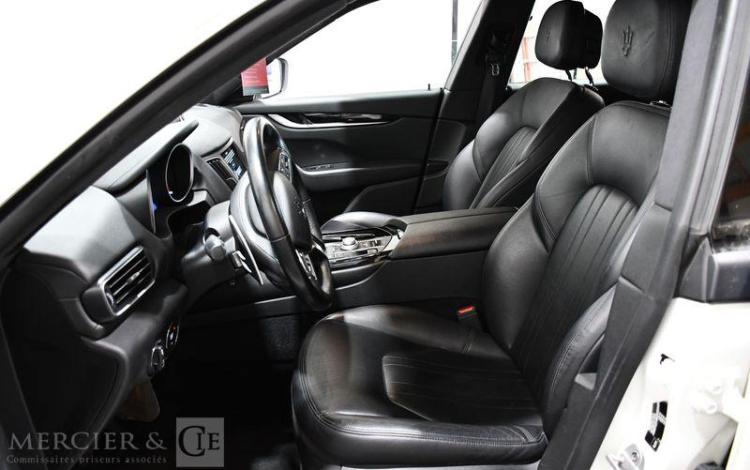 MASERATI LEVANTE 3,0 TURBO DIESEL 275CH SPORT Q4 BVA BLANC FR-985-GK