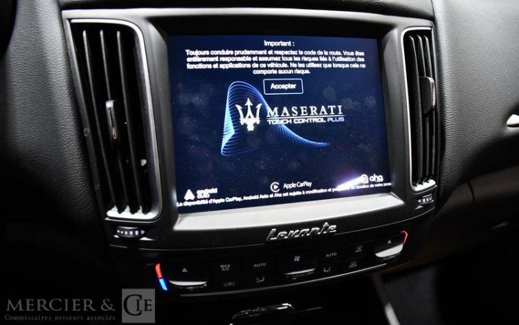 MASERATI LEVANTE 3,0 TURBO DIESEL 275CH SPORT Q4 BVA BLANC FR-985-GK