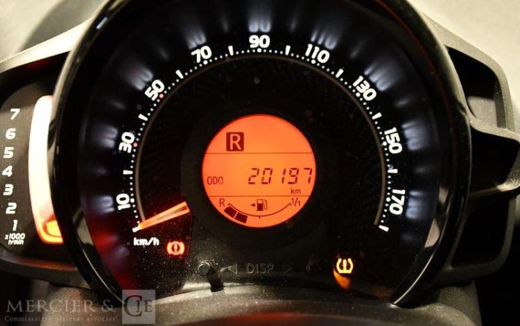 TOYOTA AYGO BLANC FS-138-VZ