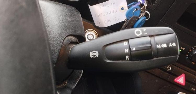 MERCEDES ACTROS S/M 1824 4×2 FG HAYON DHOLLANDIA DHVO25 – DIESEL – 182832 KMS – AN 2020 BLANC FS-305-RY