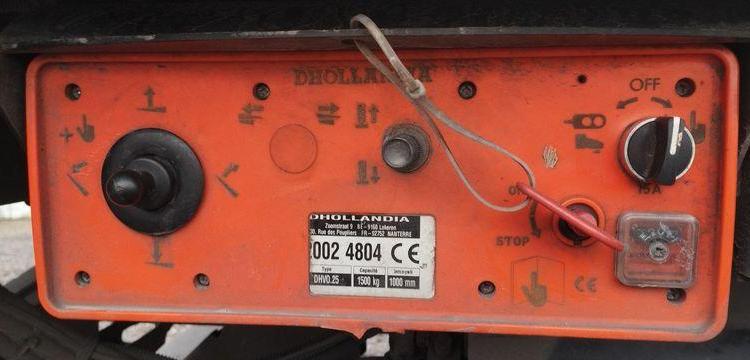 MERCEDES ACTROS S/M 1824 4×2 FG HAYON DHOLLANDIA DHVO25 – DIESEL – 182832 KMS – AN 2020 BLANC FS-305-RY
