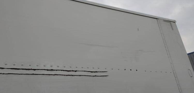 MERCEDES ACTROS S/M 1824 4×2 FG HAYON DHOLLANDIA DHVO25 – DIESEL – 182832 KMS – AN 2020 BLANC FS-305-RY