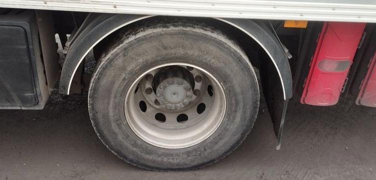 MERCEDES ACTROS S/M 1824 4×2 FG HAYON DHOLLANDIA DHVO25 – DIESEL – 182832 KMS – AN 2020 BLANC FS-305-RY