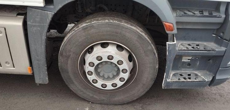 MERCEDES ACTROS S/M 1824 4×2 FG HAYON DHOLLANDIA DHVO25 – DIESEL – 182832 KMS – AN 2020 BLANC FS-305-RY