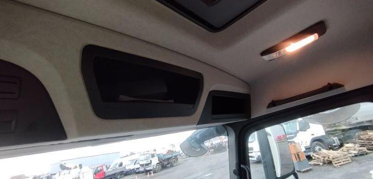 MERCEDES ACTROS S/M 1824 4×2 FG HAYON DHOLLANDIA DHVO25 – DIESEL – 143590 KMS – AN 2020 BLANC FS-395-RY